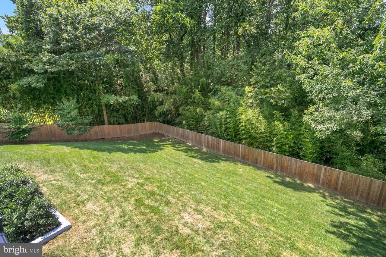 Vienna, VA - Image 11