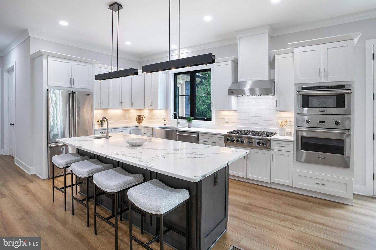 Vienna, VA - Image 2