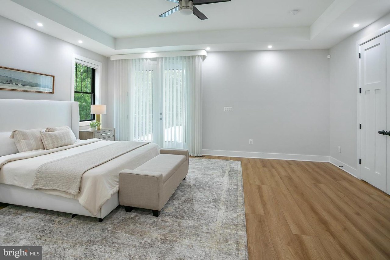 Vienna, VA - Image 6