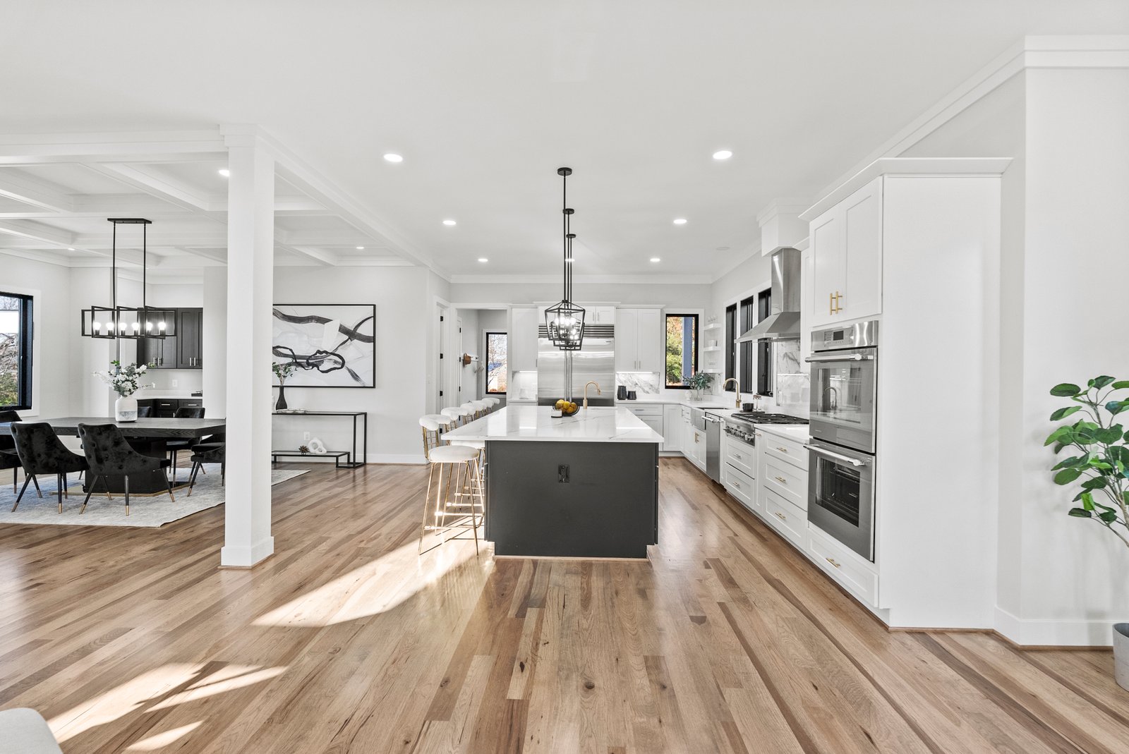 Falls Church, VA - Image 11