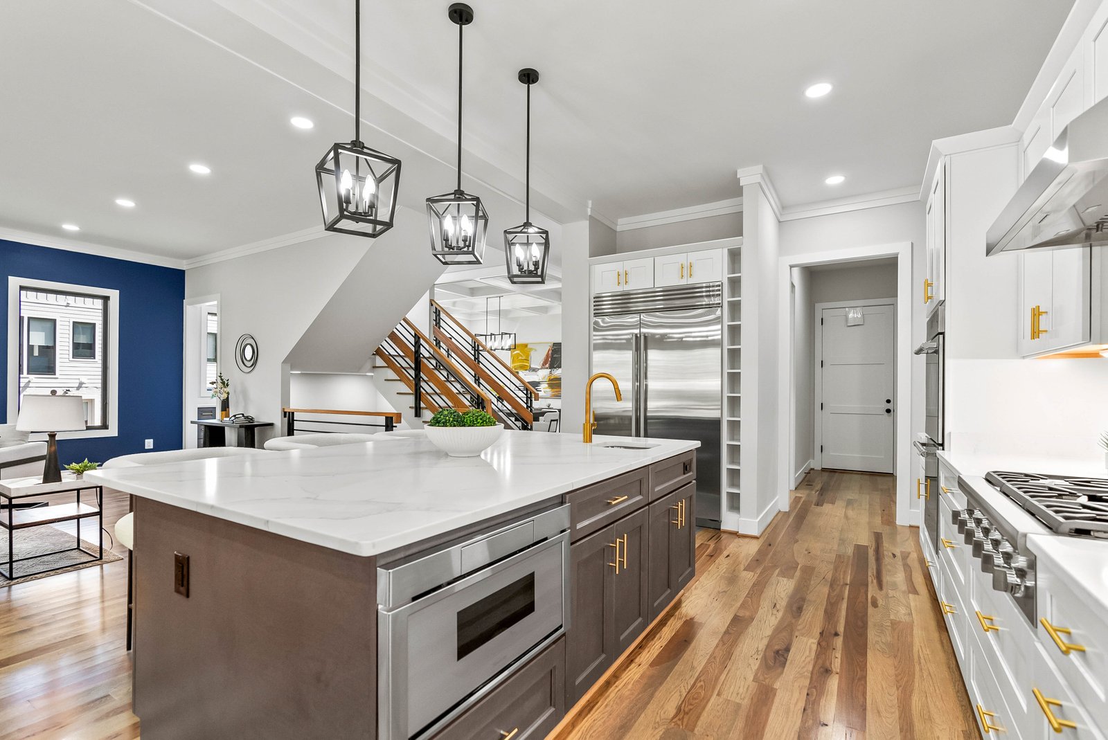 Vienna, VA - Image 13